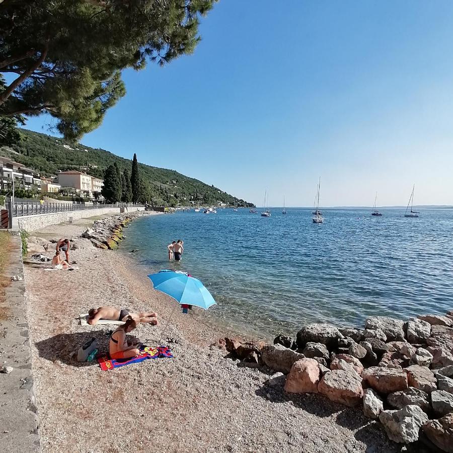 New Marina Apartments Torri Del Benaco Extérieur photo